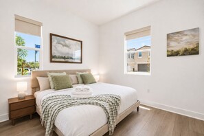 Room - Modern 5BR Home/8 Beds/Spacious Retreat/Family/Biz (Hacienda Heights)