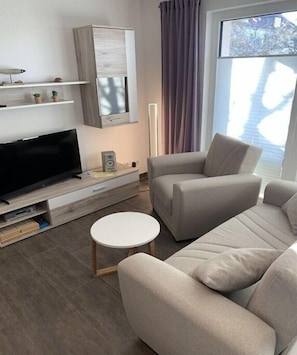 Smart TV - Holiday apartment with 2 bedrooms (Ostseebad Rerik)