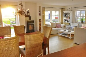 Interior - Holiday home in Breege with swimming pool (Breege)