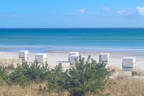 Beach - Holiday home in Breege with swimming pool (Breege)
