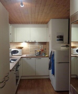 Private kitchen - Holiday apartment with 2 bedrooms (Riezlern)