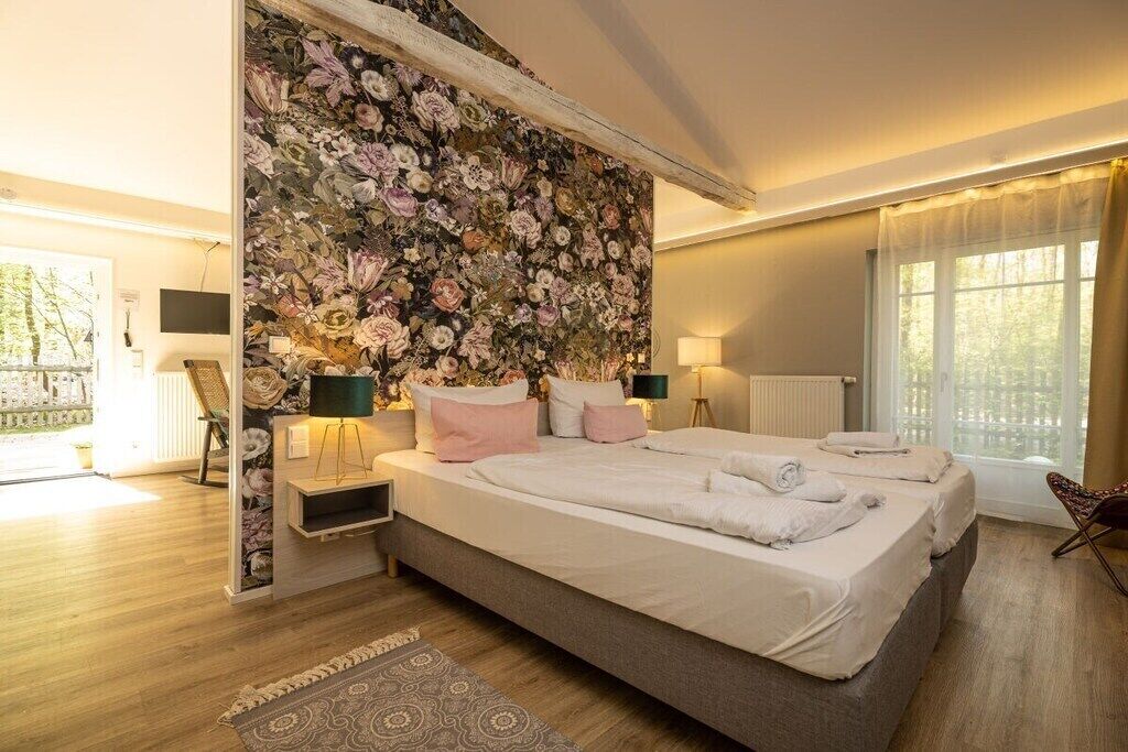 1 Schlafzimmer, Reisekinderbett, kostenloses WLAN, Bettwäsche