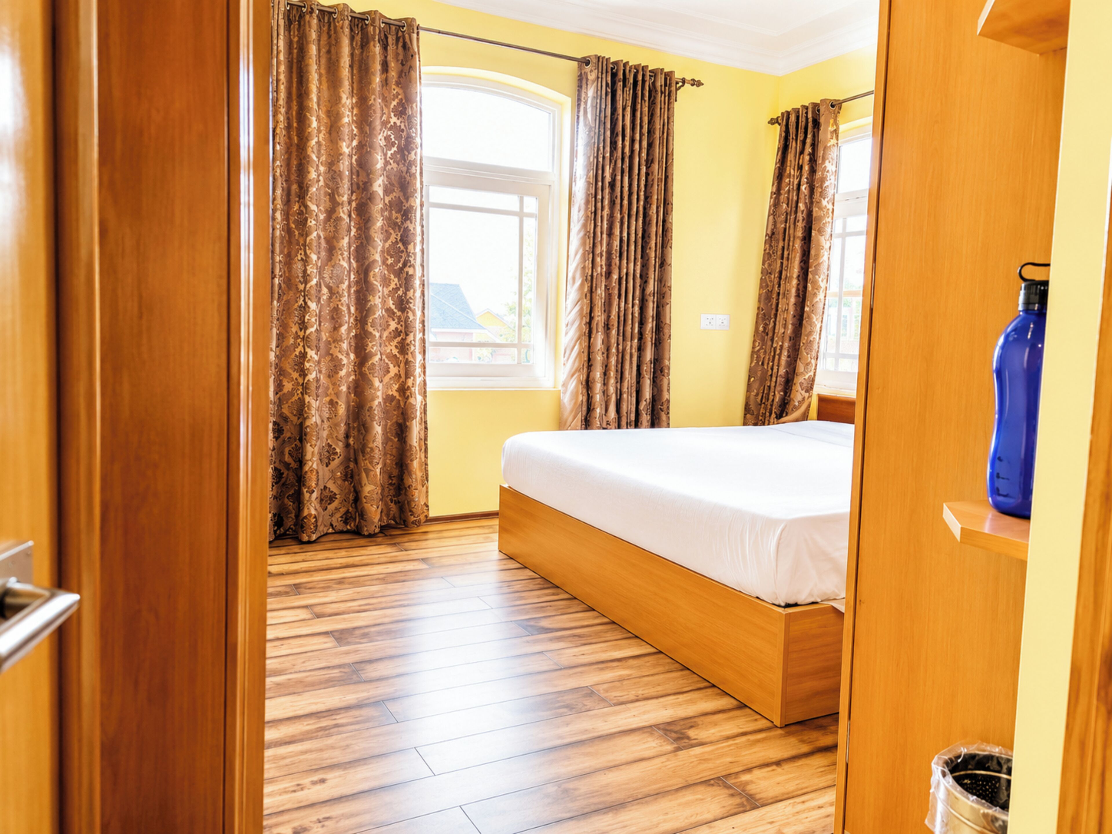 Family Double Room, Air conditioning | Hypo-allergenic bedding, desk, soundproofing, free WiFi