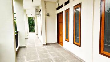 Appartement Familial, vue cour intérieure | Détail de l’extérieur