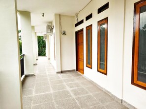 Apartament familiar, vistes al pati | Detall de l'exterior