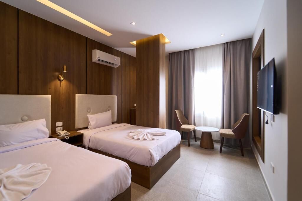 Deluxe Twin Room