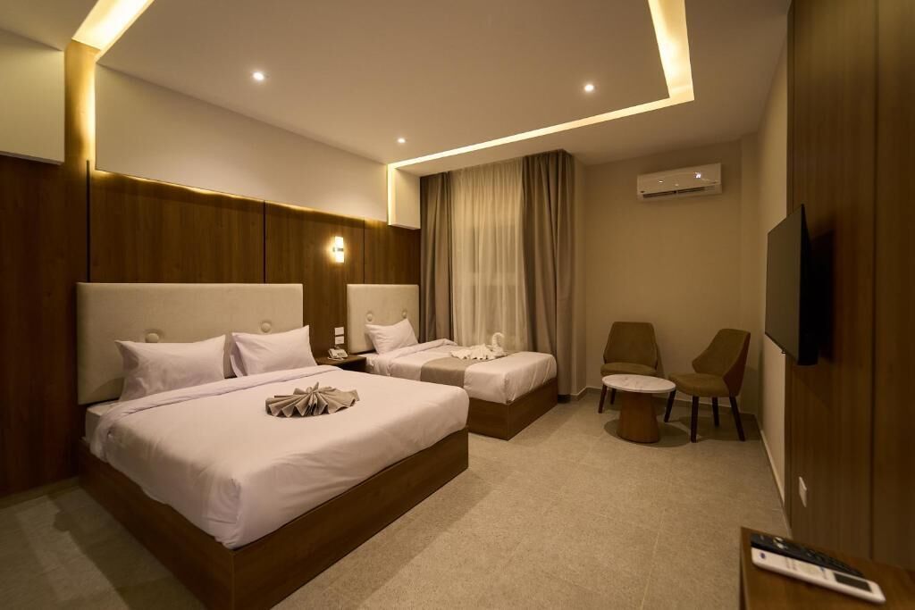 Deluxe Triple Room
