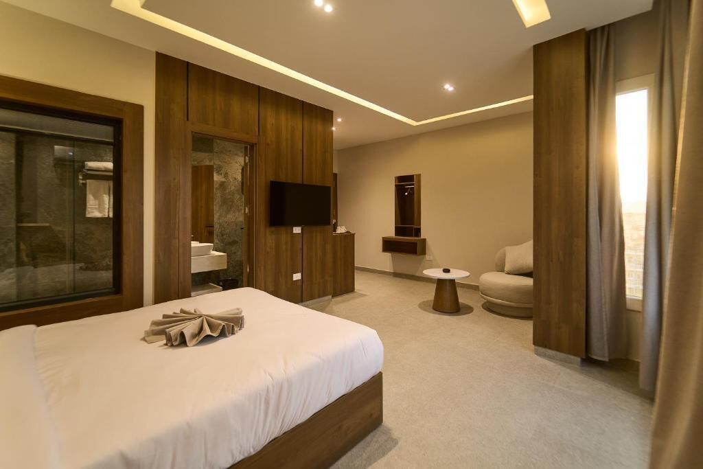 Double Room, Mountain View
