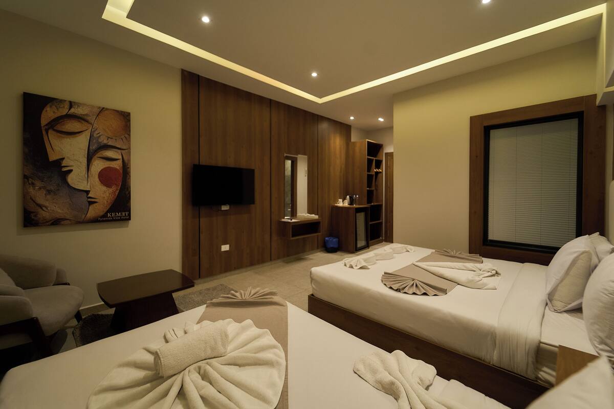 Sábanas de algodón egipcio, ropa de cama de alta calidad y minibar 