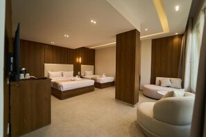 Deluxe Suite, Mountain View - Kemet Pyramids View Hotel (Giza)