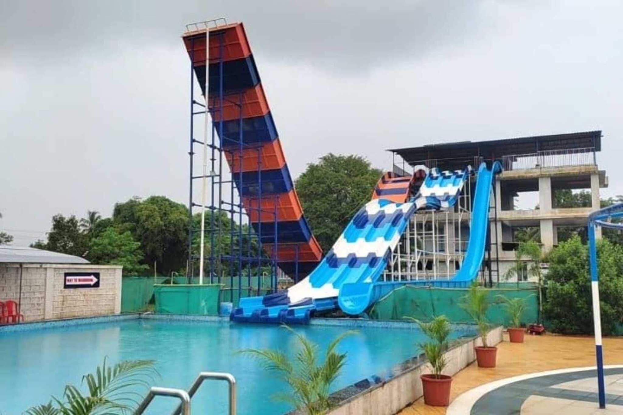 Piscina