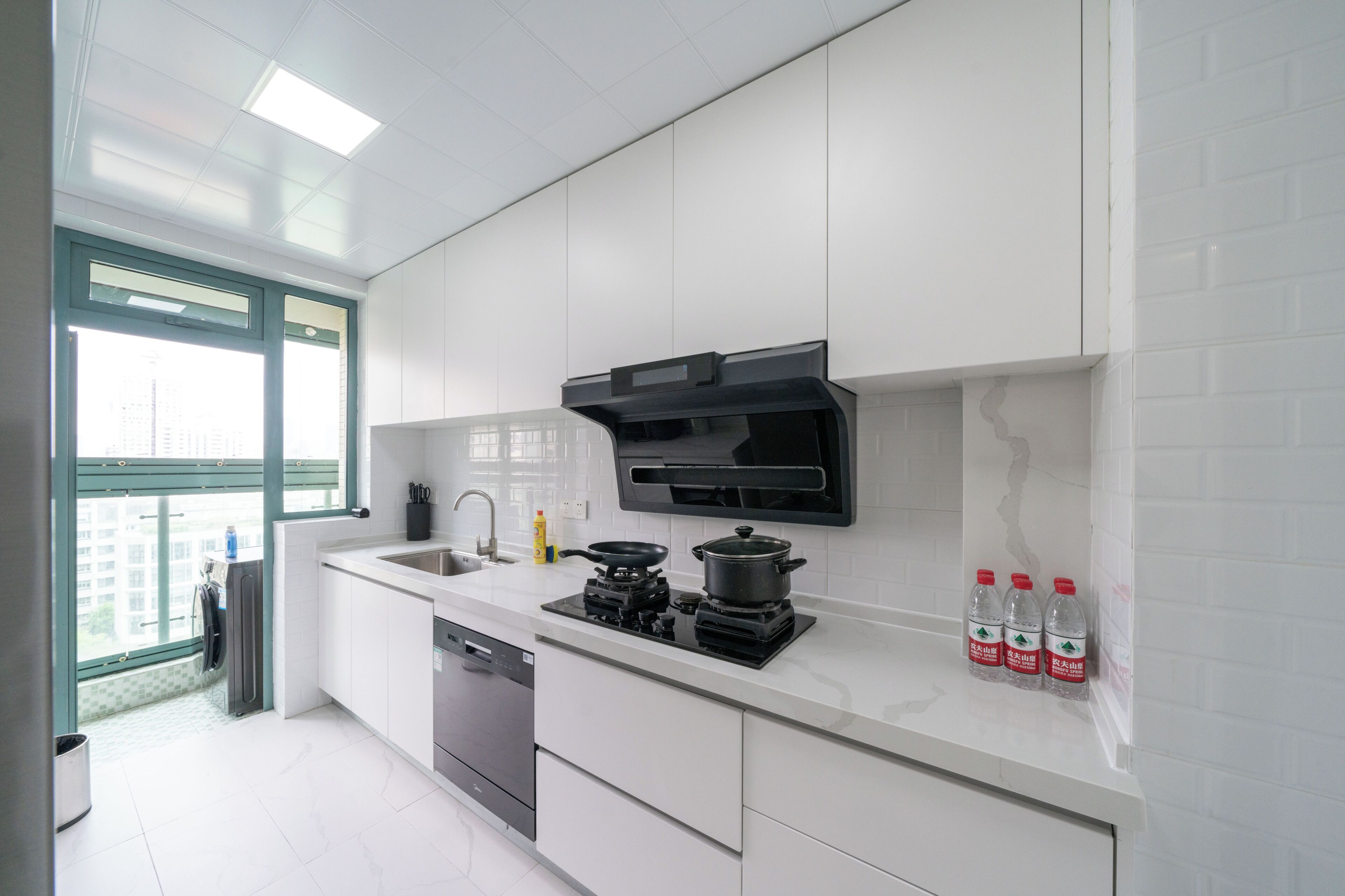 Departamento superior, para no fumadores, vista a la ciudad | Cocina privada