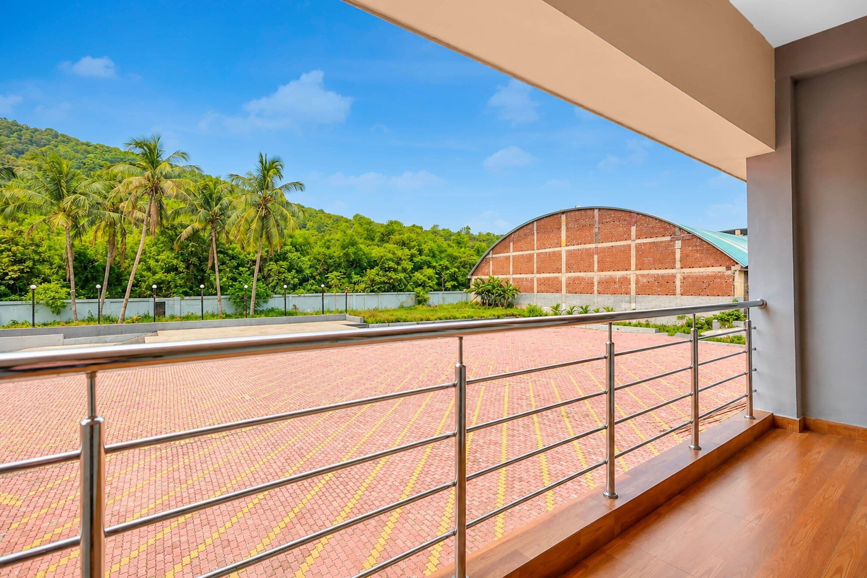 House | Balcony