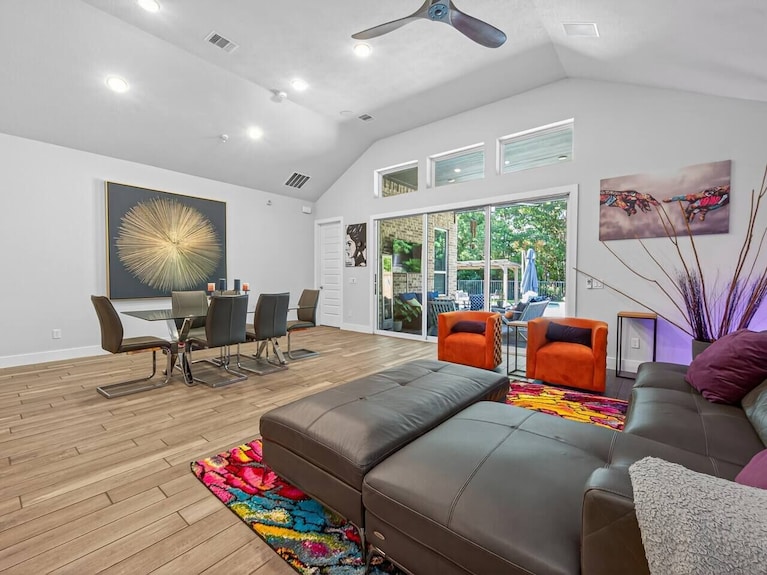 Resort-style Outdoor Living Paired With Comfort, Style, And Relaxation - Lake Houston, TX