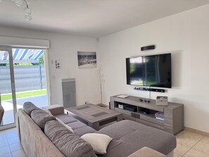 TV