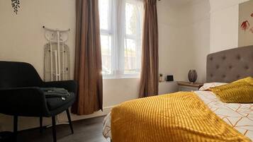 4 chambres, Wi-Fi gratuit, draps fournis