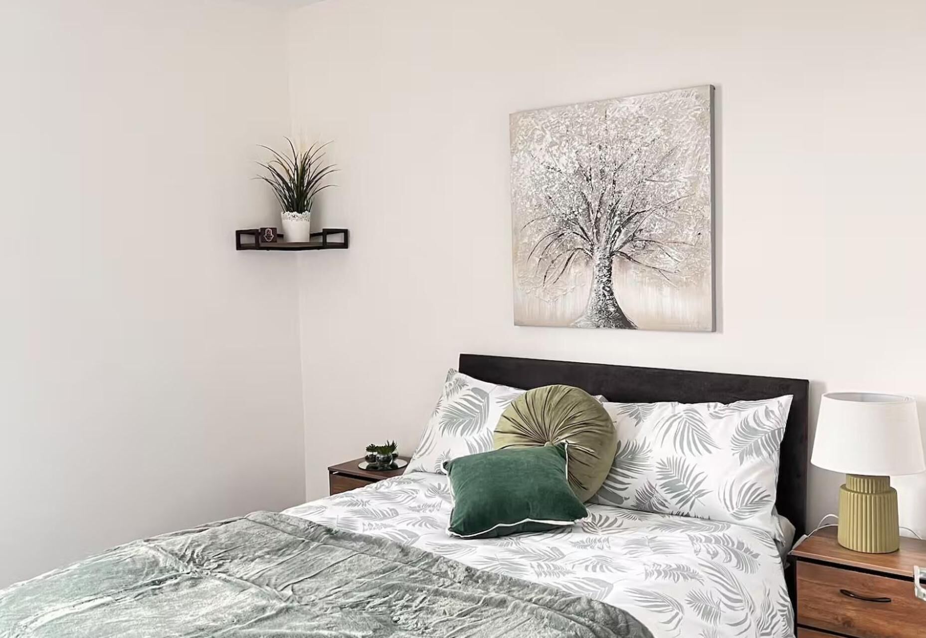 4 bedrooms, free WiFi, bed sheets