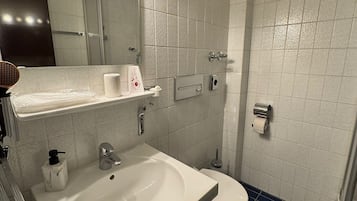 Habitació triple Comfort | Bany