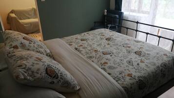 1 bedroom, free WiFi, bed sheets, wheelchair access