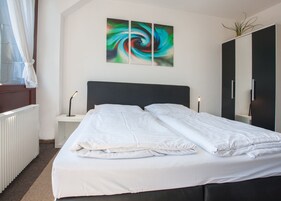 Apartment | 1 Schlafzimmer, individuell eingerichtet, Bettwäsche