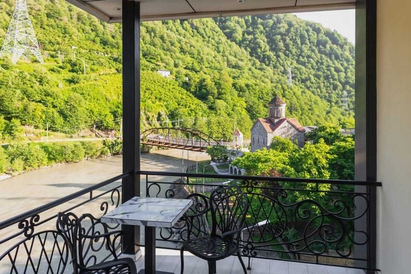 Deluxe Double Room | Outdoor dining