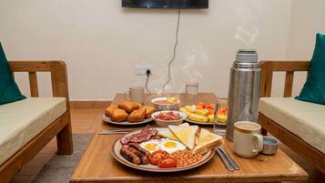 Tägliches inbegriffenes englisches Frühstück