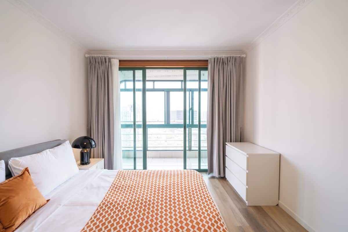 Family Apartment, 2 Bedrooms, Private Bathroom, City View | Wi-fi percuma 