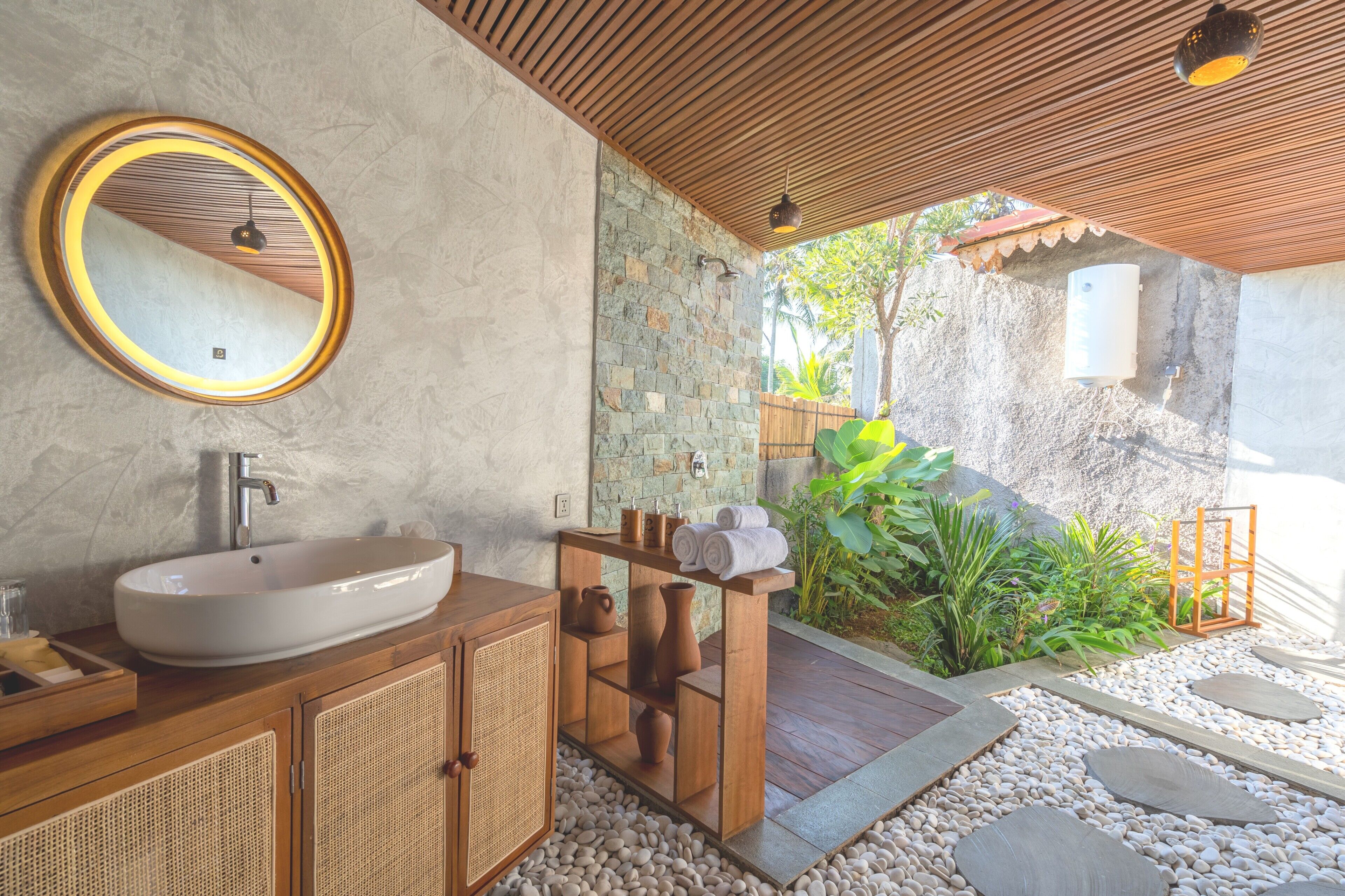 Honeymoon Villa, Pool View | Bathroom | Separate bathtub and shower, hair dryer, slippers, towels