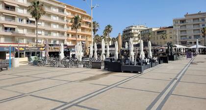 T3 Apartment with parking, sea & mountain view