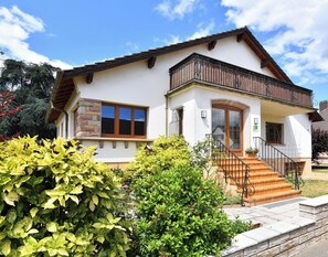 Exterior - Charming lodging, peaceful balcony-terrace (Wettolsheim)