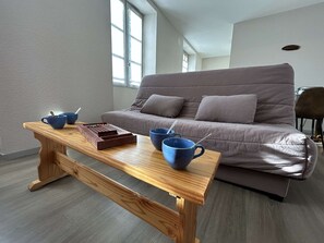 Living area - Apartment with mountain view in the heart of Arreau - 4 guests (Arreau)