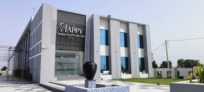 Exterior - Happy Banquet Resort & Party Plot (Halvad)