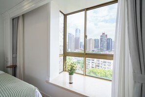 Luxury Apartment, 2 Bedrooms, Non Smoking, City View | Interior