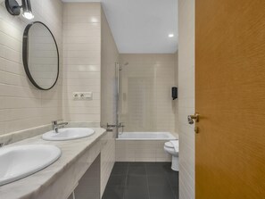 Bathroom - Central apartment with terrace - Malaga (Málaga)