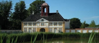 The gatehouse at Valdemar's Castle with views