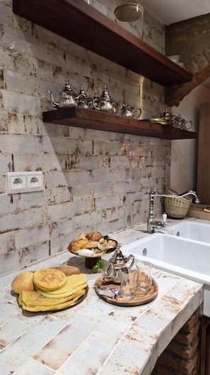 Free daily full breakfast - Dar Almassir (Chefchaouen)