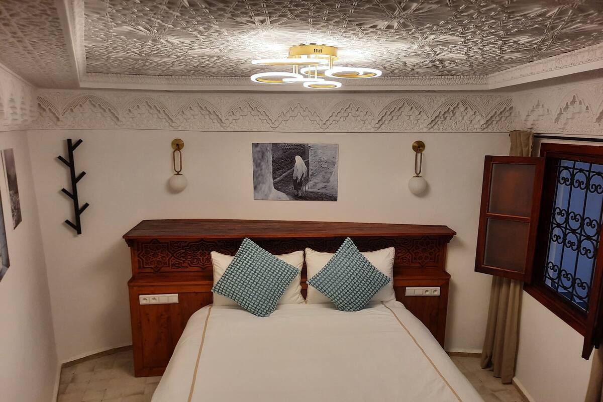 Deluxe Double Room | Bed sheets