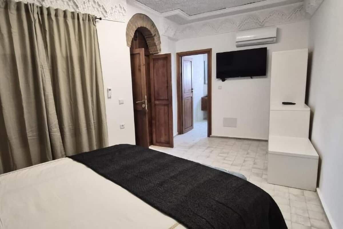 Deluxe Double Room | Bed sheets