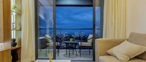 Appartement, 1 chambre, balcon | Aire de séjour