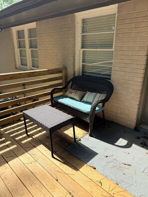 Terrace/patio - Welcome to Sandtown Villa—your home away from home. (Atlanta)