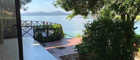 House, 5 Bedrooms, Accessible, Balcony | Garden