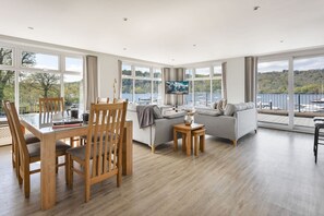 House - Waters Edge Ridgestone (Windermere)