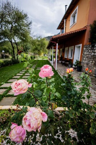 Kalavrita Milodesi Country House With Fireplace