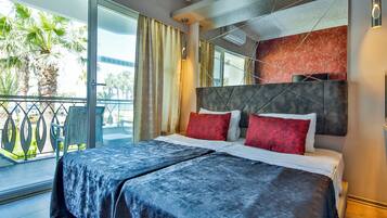 Standard Double or Twin Room, Balcony, Sea View | In-room safe