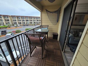 Property grounds - Ocean View - Ocean Villas C243 - Professionally Managed by HHIB&T Vacation Rentals. (Hilton Head Island)