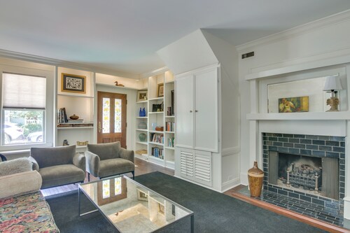 Walk to Dtwn! Historic & Elegant Gem in Charlotte