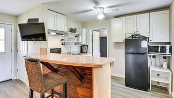 Rumah (2 Bedrooms) | Interior
