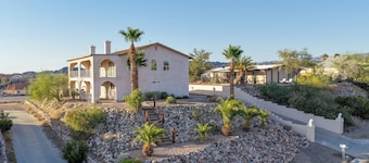 2 Mi to River, Lake Mohave and Laughlin Casinos