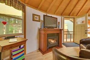 House (1 Bedroom) | Interior