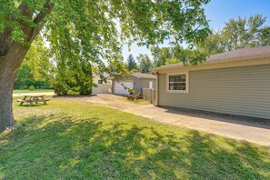House (3 Bedrooms) | Interior - 2 Mi to Lake St Clair Boat Launch: Family Friendly (Harrison)